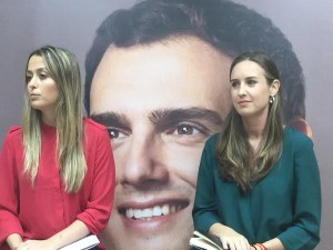 Teresa Berástegui y Melisa Rodríguez en la charla "La juventud en la política"