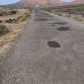 Ciudadanos urge al Cabildo de Lanzarote a acondicionar “en condiciones” la carretera del Peñón