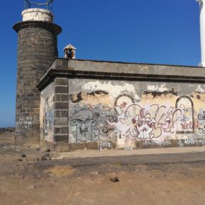 Cs Yaiza denuncia la situación de abandono en la que se encuentra el Faro de Pechiguera