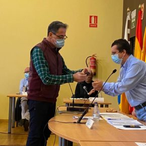Anselmo León toma posesión del acta como nuevo concejal de Ciudadanos en Arucas