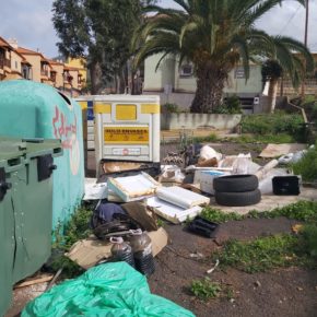 Ángeles Rodríguez (Cs) exige una solución al vertido descontrolado de basura en la zona residencial de Mederos